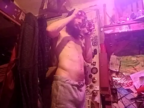 nearby_causual webcam