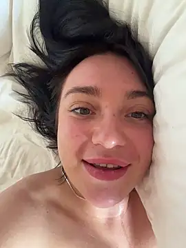 LucyHotty_ webcam