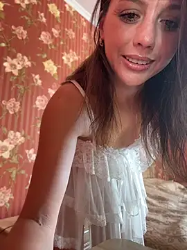 ToriSouletyx webcam