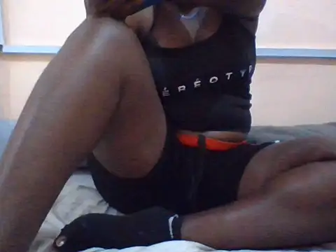 remmy_luna2 webcam