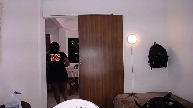 yselahot webcam