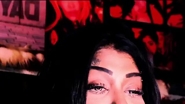 indian_dreamgirl webcam