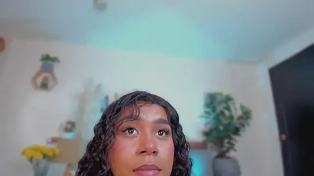 YariRose webcam