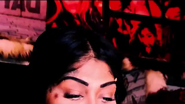 indian_dreamgirl webcam
