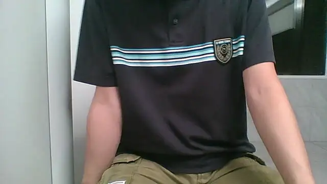 nole_china7 (Ask my age) - talk / fun / cum