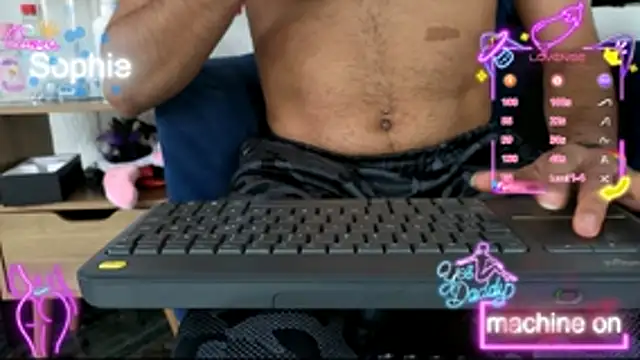Sophiehuntress webcam