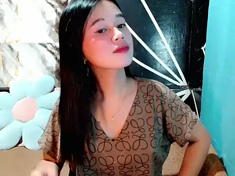 urgirl_mikah webcam