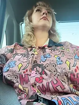 RonnieKiss webcam