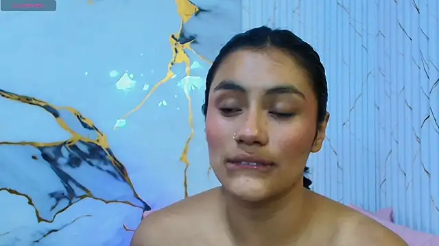 PEACHY_TAY webcam