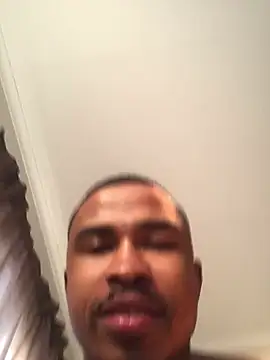 Nas_worldwide96 webcam