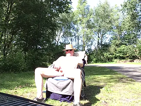 bigmannudist webcam