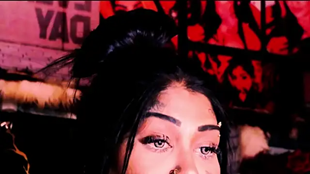 indian_dreamgirl webcam