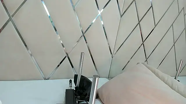 CarolBarker Live Web Cam Show