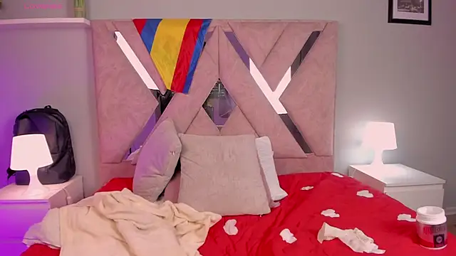 Eva-Millss webcam