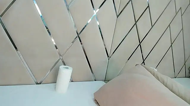 CarolBarker webcam