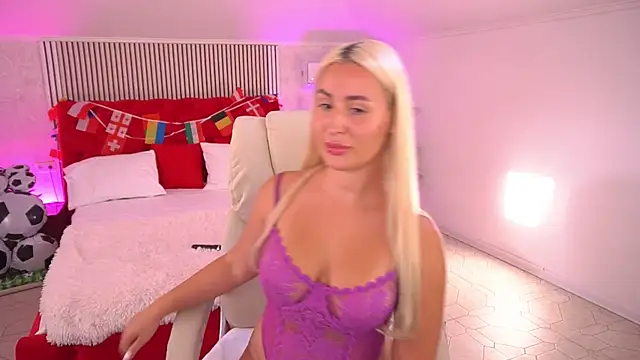 LiaBrazzerr webcam