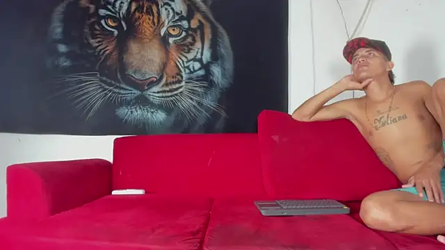tyler_twink_boy Live Web Cam Show