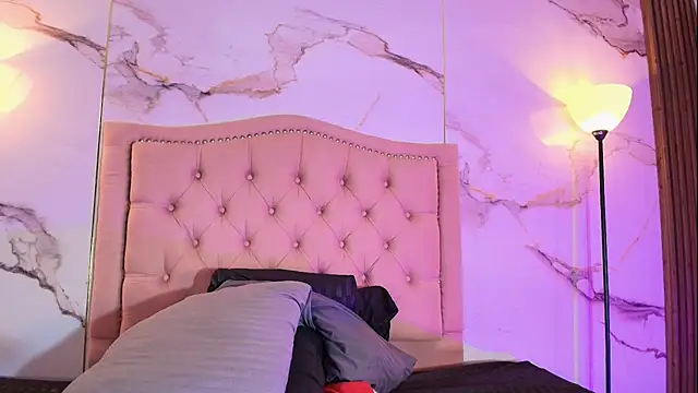 Suxan_White_ webcam