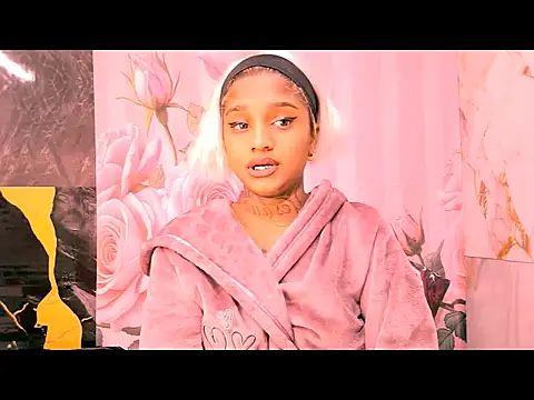 indian_barbie webcam