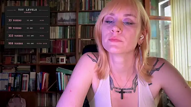 Retro_Marie webcam