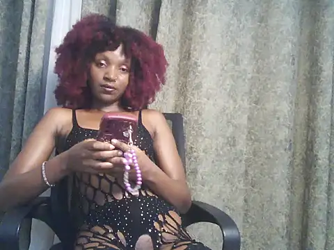 Cherrysexxi webcam