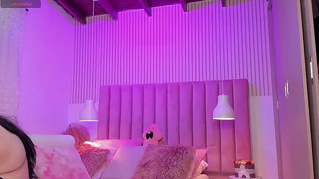 ScarlettDreamss7 webcam