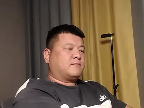 zhang1118 webcam
