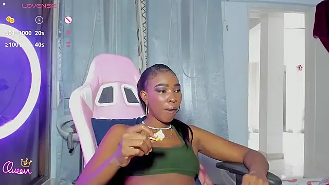 myblackdoope webcam
