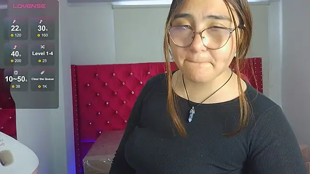 conniejames_m webcam