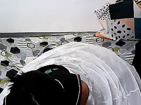 xxhottinybabe webcam