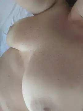sexyguenda webcam