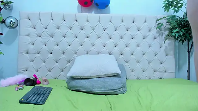 Anggie_Miller webcam