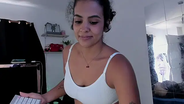 Moon_Sammy webcam