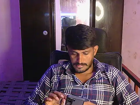 HotXKrish webcam