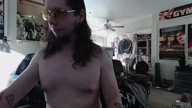 biggerisbetter12 webcam