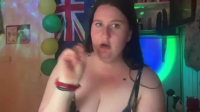 xopeachybaby webcam