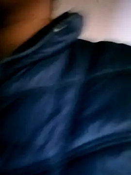 JuicyHoney_01 webcam