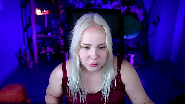 stellawatts webcam