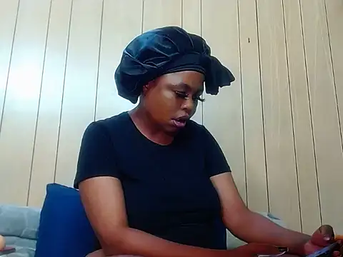 spicykittyy webcam