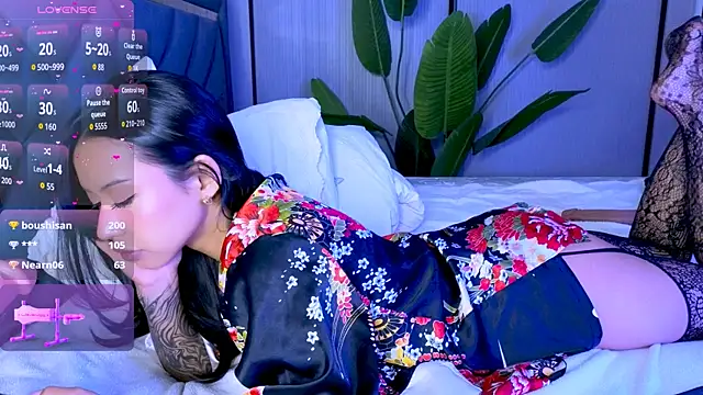 Mia_Tin webcam