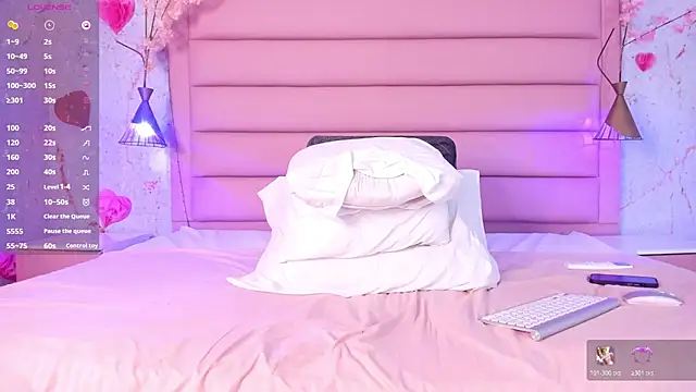 Scarleett_22 live sex cam