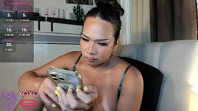 VictoriaWintour webcam