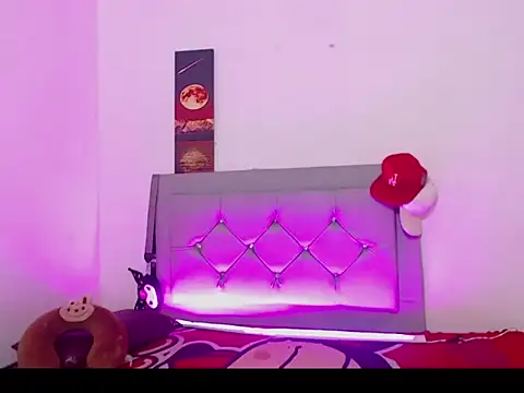 whitneytt live sex cam