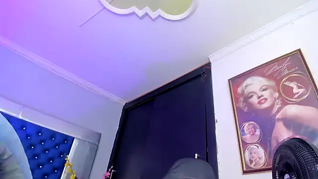 Eyleen_Santos live sex cam