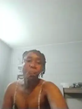 PigtailPeaches webcam