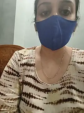 tamil_shalini (F milf) - Lips