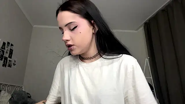LouisePavlides webcam