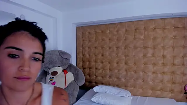 violet_giraldo webcam