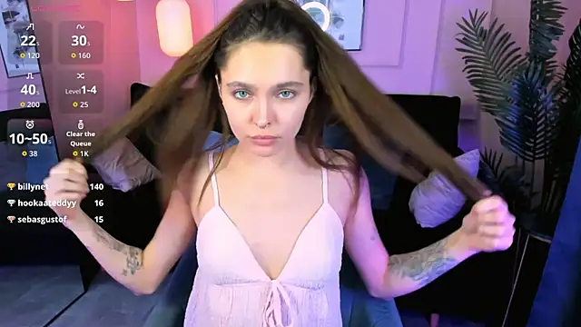 ChloeSunny webcam