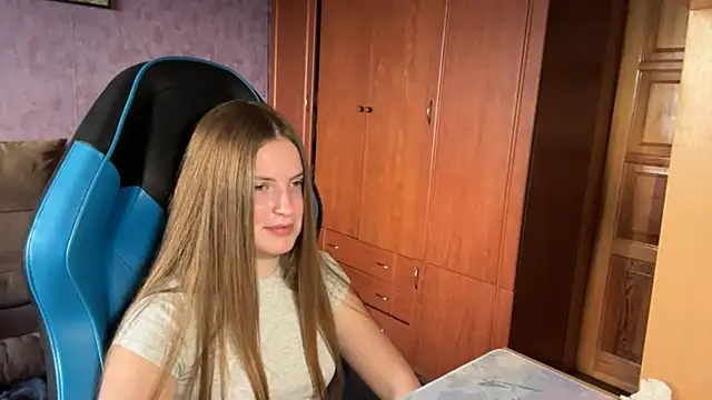 SilkSinner_ webcam